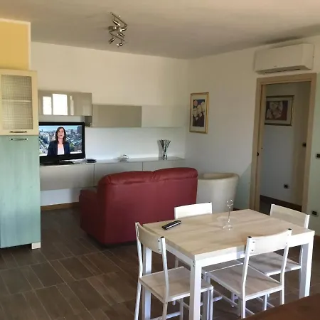 Laviadellaseta Appartamento